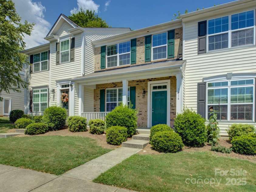1916 Aston Mill Place, Charlotte, NC 28273.  MLS# CAR4278175, YatesRealty ID 32838. 1916 Aston Mill