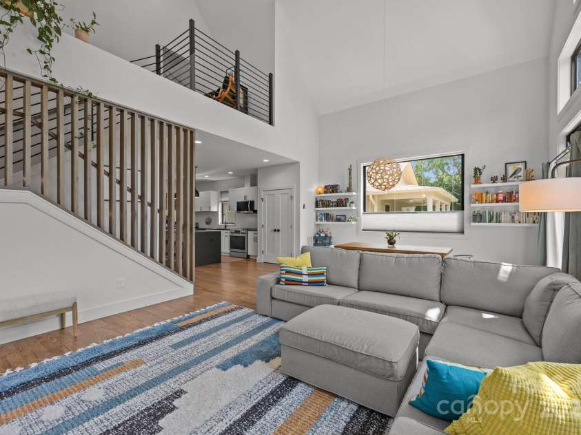 104 Deaver Street, Asheville, NC 28806.  MLS# CAR4268895, YatesRealty ID 32839. 