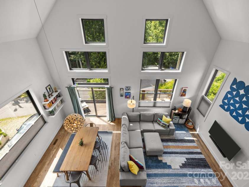 104 Deaver Street, Asheville, NC 28806.  MLS# CAR4268895, YatesRealty ID 32839. 