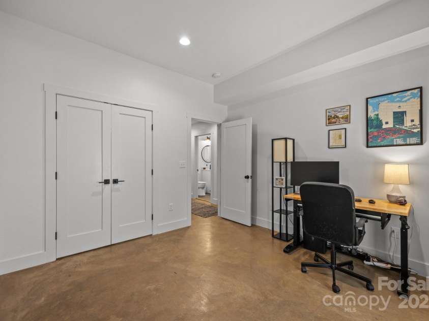 104 Deaver Street, Asheville, NC 28806.  MLS# CAR4268895, YatesRealty ID 32839. 