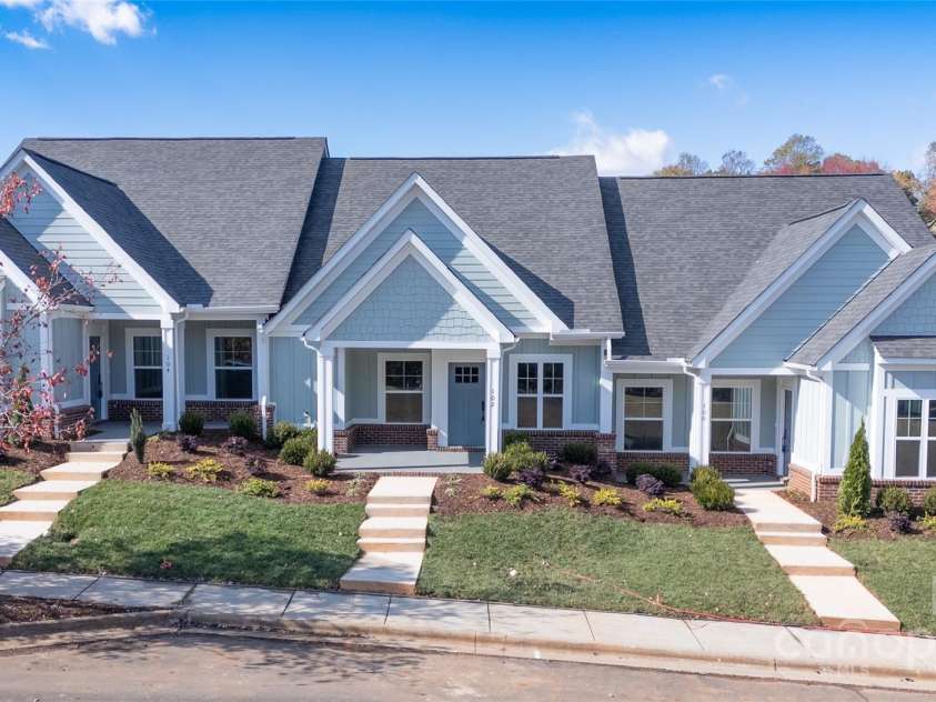 102 Ivy Court, Morganton, NC 28655.  MLS# CAR4304764, YatesRealty ID 3284. 