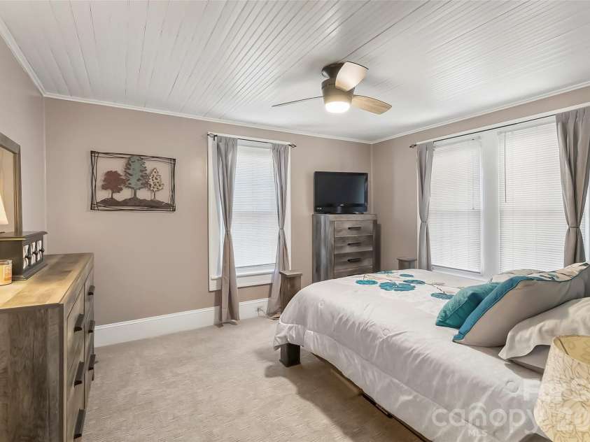 110 Garrison Road, Morganton, NC 28655.  MLS# CAR4338048, YatesRealty ID 3284. 