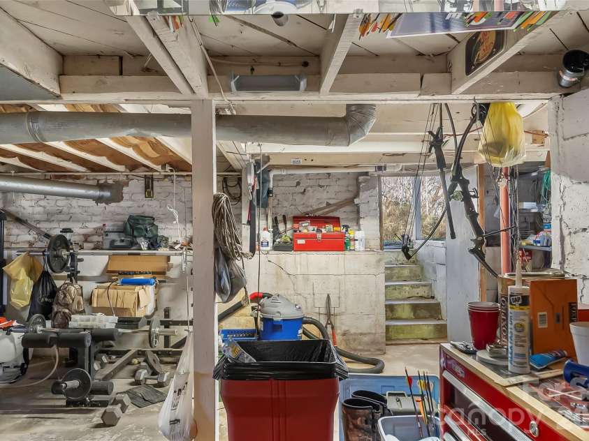 110 Garrison Road, Morganton, NC 28655.  MLS# CAR4338048, YatesRealty ID 3284. 