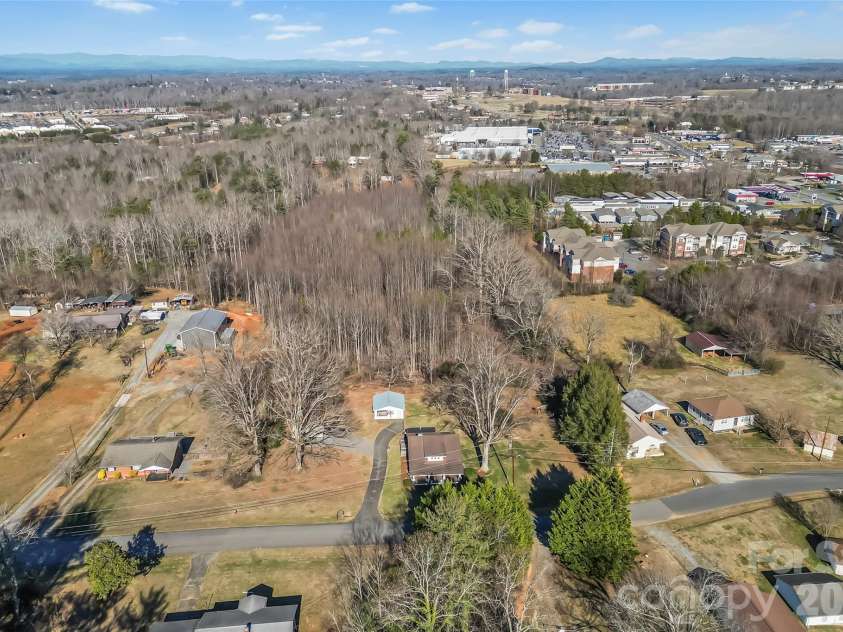 110 Garrison Road, Morganton, NC 28655.  MLS# CAR4338048, YatesRealty ID 3284. 