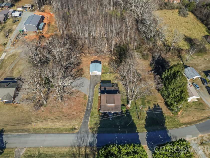 110 Garrison Road, Morganton, NC 28655.  MLS# CAR4338048, YatesRealty ID 3284. 