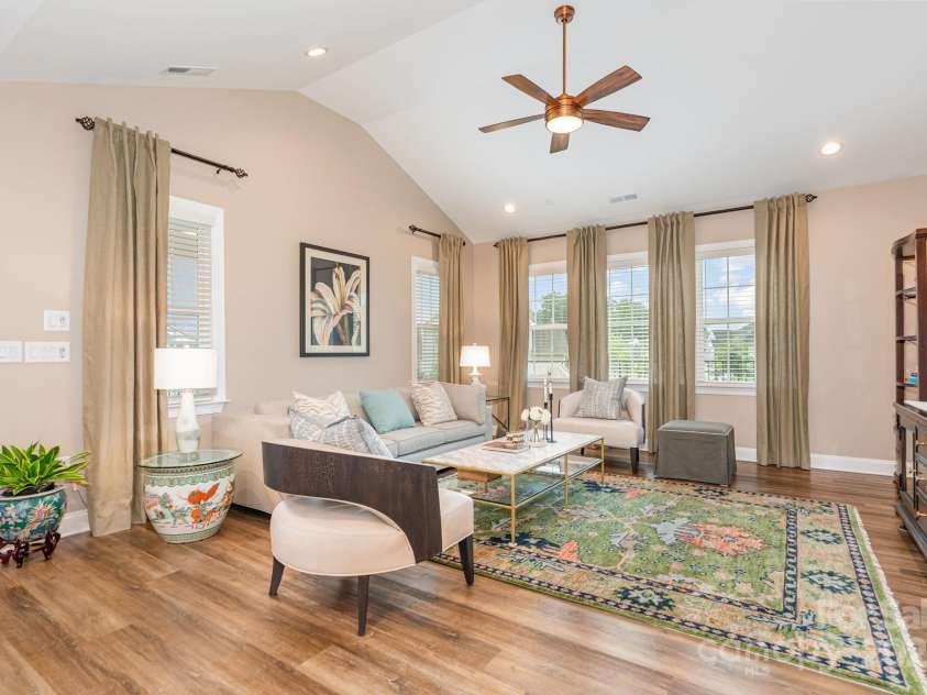 1157 Overlake Drive, Belmont, NC 28012.  MLS# CAR4288005, YatesRealty ID 32840. 