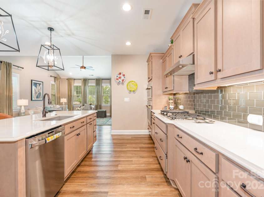 1157 Overlake Drive, Belmont, NC 28012.  MLS# CAR4288005, YatesRealty ID 32840. 