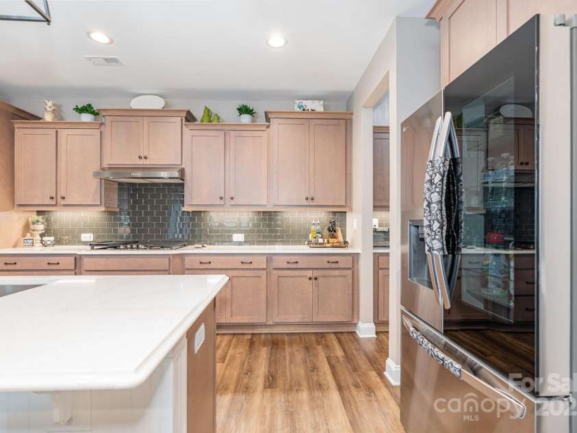 1157 Overlake Drive, Belmont, NC 28012.  MLS# CAR4288005, YatesRealty ID 32840. 