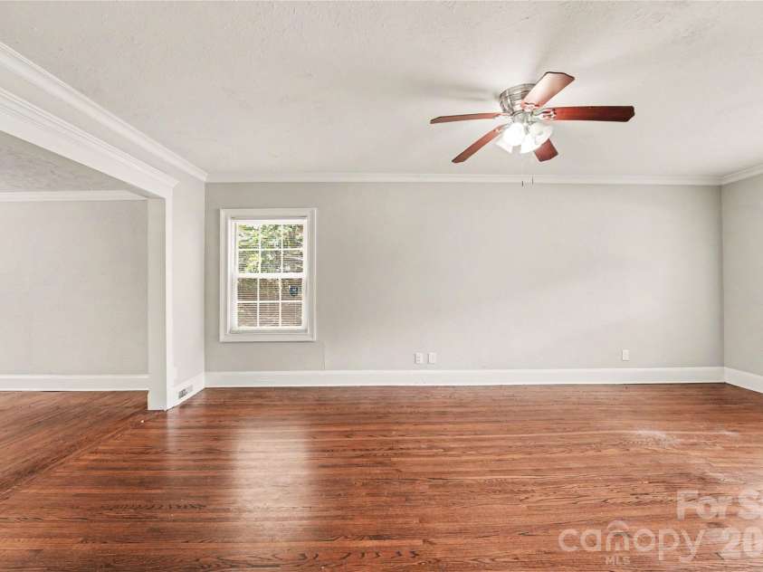 6931 Robinson Church Road, Charlotte, NC 28215.  MLS# CAR4397016, YatesRealty ID 32840. 
