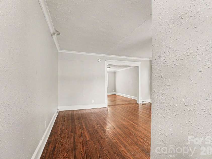 6931 Robinson Church Road, Charlotte, NC 28215.  MLS# CAR4397016, YatesRealty ID 32840. 
