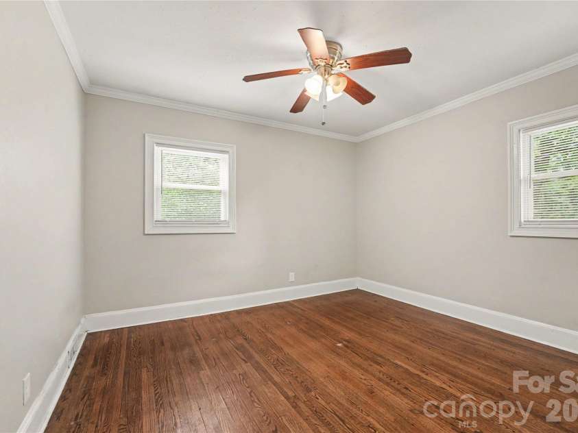 6931 Robinson Church Road, Charlotte, NC 28215.  MLS# CAR4397016, YatesRealty ID 32840. 
