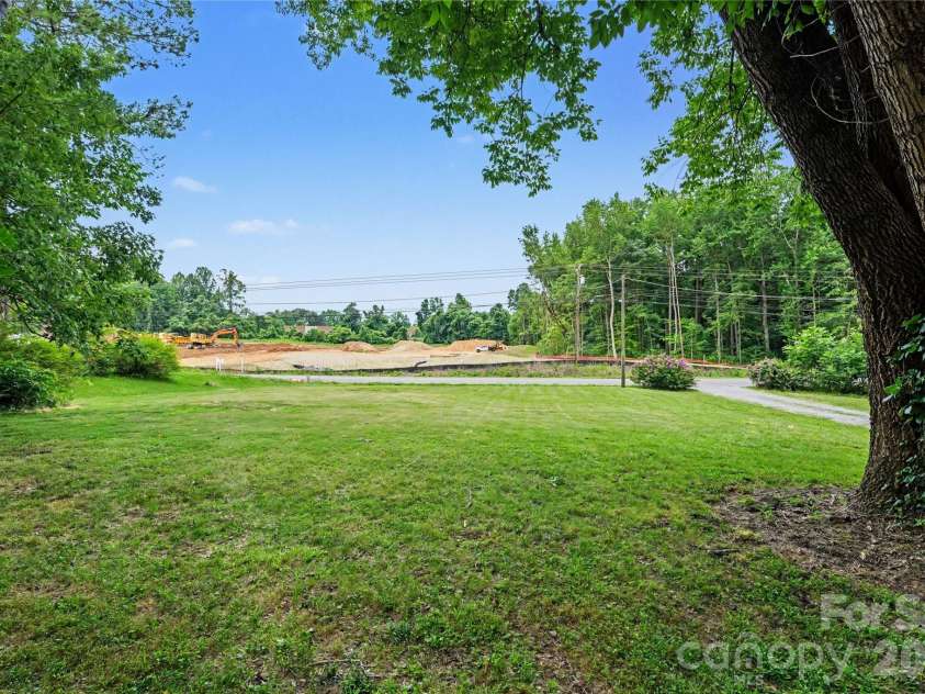 6931 Robinson Church Road, Charlotte, NC 28215.  MLS# CAR4397016, YatesRealty ID 32840. 