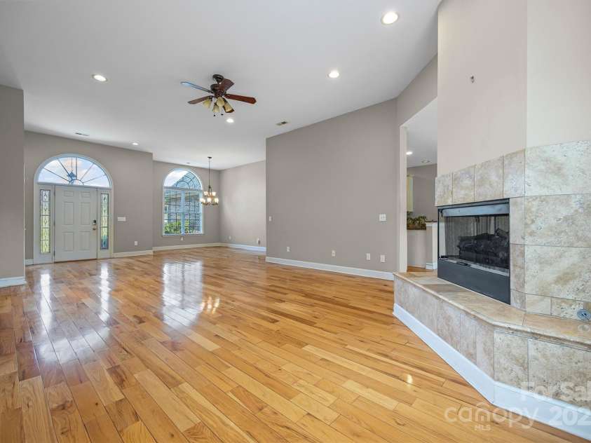 484 Mason Dickson Road, York, SC 29745.  MLS# CAR4276794, YatesRealty ID 32841. 