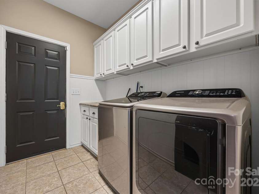 484 Mason Dickson Road, York, SC 29745.  MLS# CAR4276794, YatesRealty ID 32841. Laundry