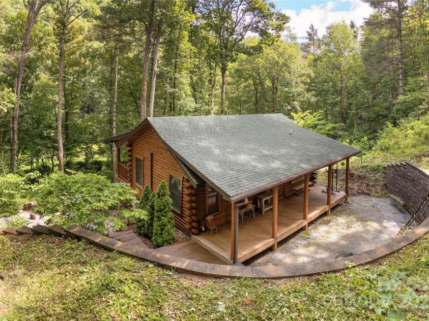 458 Rio Verde Drive, Zirconia, NC 28790.  MLS# CAR4289067, YatesRealty ID 32844. 