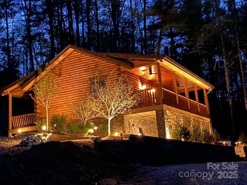 458 Rio Verde Drive, Zirconia, NC 28790.  MLS# CAR4289067, YatesRealty ID 32844. 