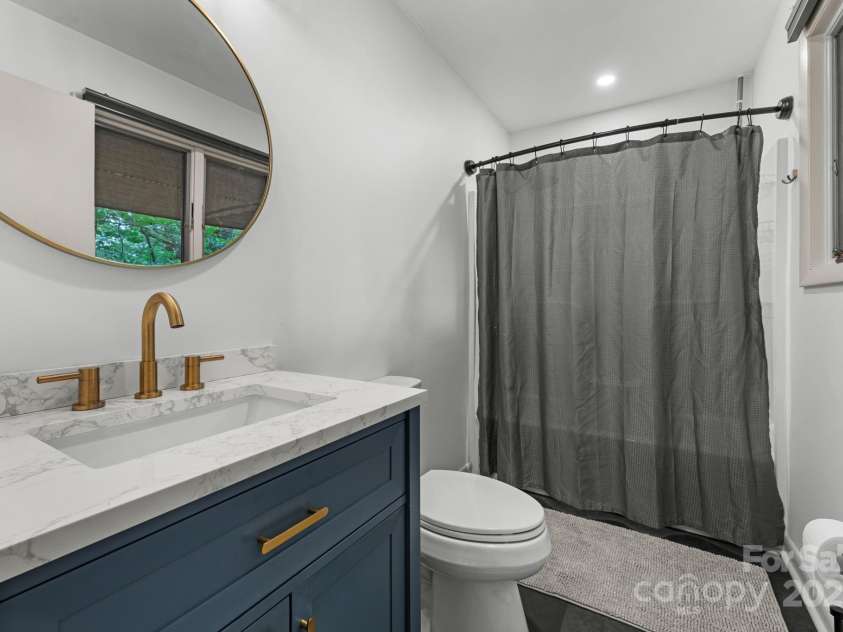 30 Hawktree Lane, Waynesville, NC 28786.  MLS# CAR4290406, YatesRealty ID 32847. 