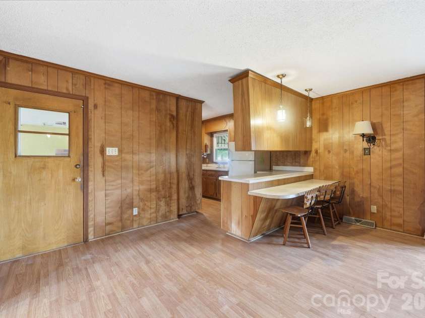 607 Ebenezer Road, Kannapolis, NC 28083.  MLS# CAR4397571, YatesRealty ID 32847. 