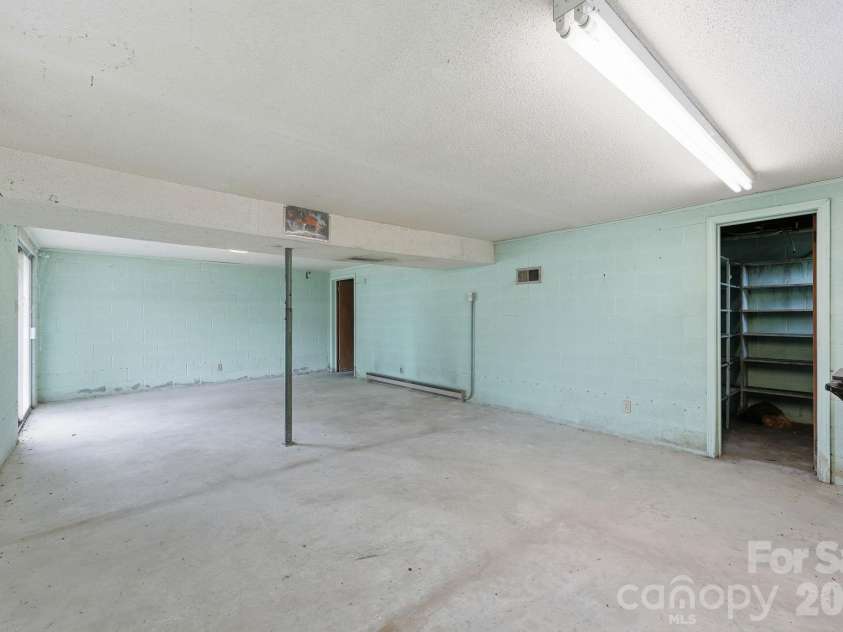 607 Ebenezer Road, Kannapolis, NC 28083.  MLS# CAR4397571, YatesRealty ID 32847. Tons of potential
