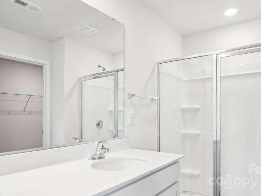 584 Country Oak Drive, Asheville, NC 28804.  MLS# CAR4186981, YatesRealty ID 32849. Photos are representative