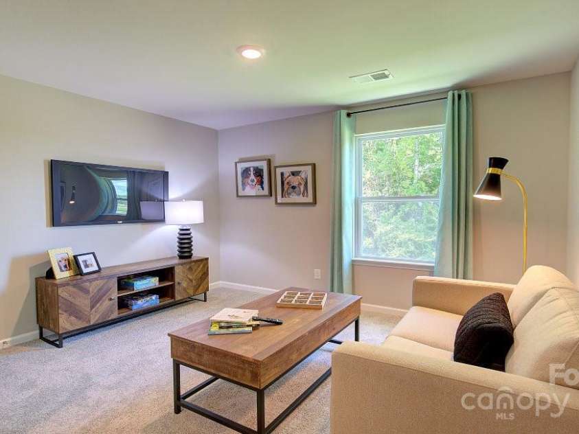 584 Country Oak Drive, Asheville, NC 28804.  MLS# CAR4313105, YatesRealty ID 32849. Photos are representative - model home