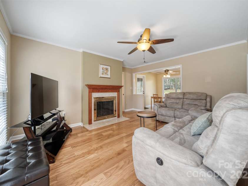 11929 Parks Farm Lane, Charlotte, NC 28277.  MLS# CAR4233949, YatesRealty ID 3285. 