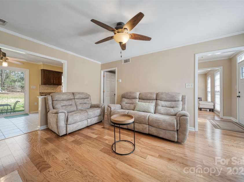 11929 Parks Farm Lane, Charlotte, NC 28277.  MLS# CAR4233949, YatesRealty ID 3285. 