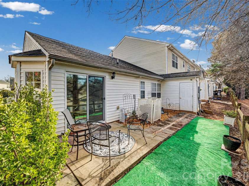 8037 Long House Lane, Fort Mill, SC 29707.  MLS# CAR4346472, YatesRealty ID 3285. 