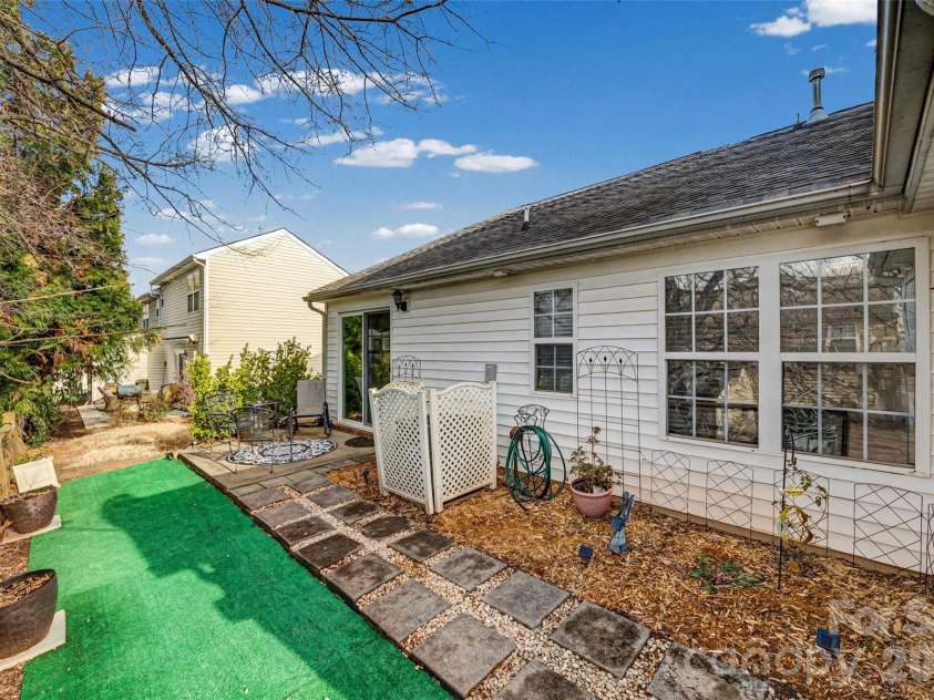 8037 Long House Lane, Fort Mill, SC 29707.  MLS# CAR4346472, YatesRealty ID 3285. 