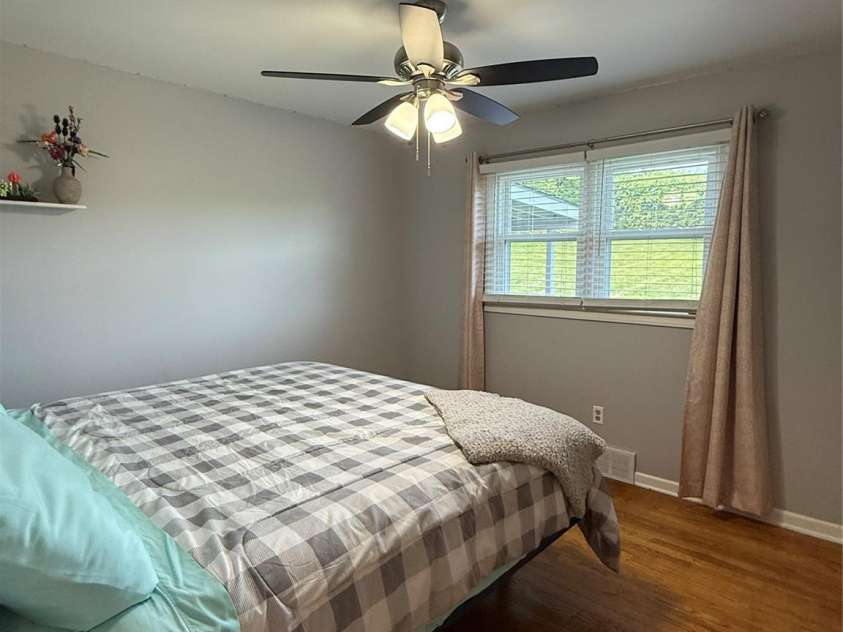 84 Azalea Drive, Waynesville, NC 28786.  MLS# CAR4285709, YatesRealty ID 32850. 