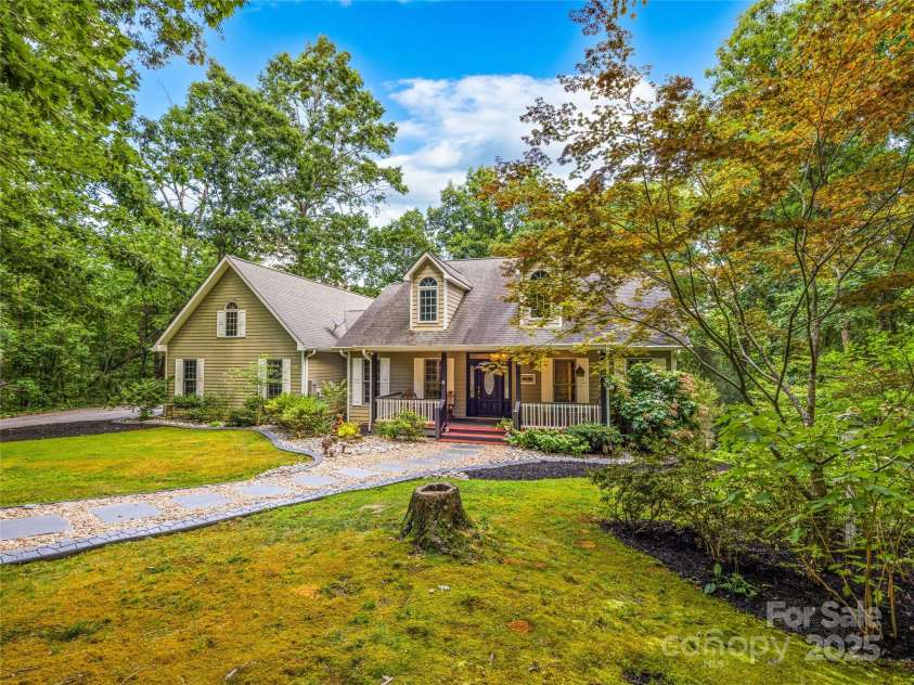 247 Big Raven Lane, Saluda, NC 28773.  MLS# CAR4272997, YatesRealty ID 32851. 