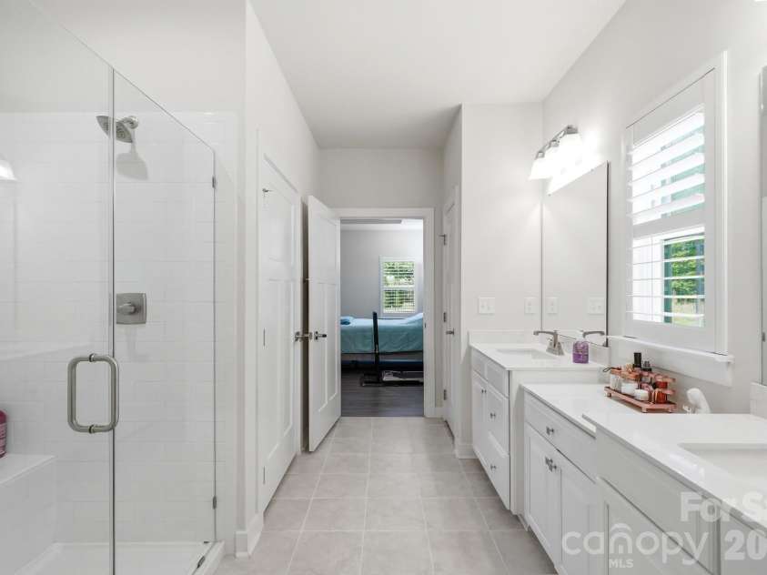 14811 Williams Place Alley, Davidson, NC 28036.  MLS# CAR4397261, YatesRealty ID 32852. 