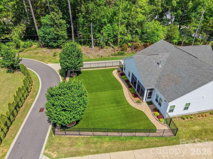 14811 Williams Place Alley, Davidson, NC 28036.  MLS# CAR4397261, YatesRealty ID 32852. 