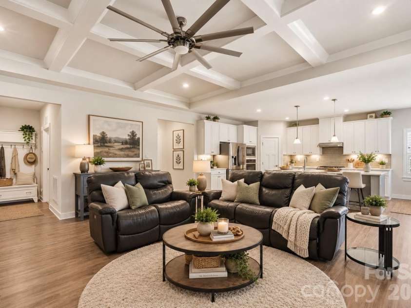 14811 Williams Place Alley, Davidson, NC 28036.  MLS# CAR4397261, YatesRealty ID 32852. 