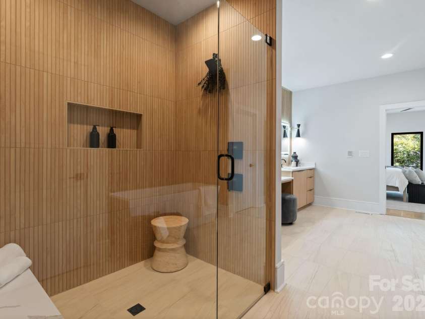 1821 Umstead Street, Charlotte, NC 28205.  MLS# CAR4394611, YatesRealty ID 32853. Photo is a representation of similar property