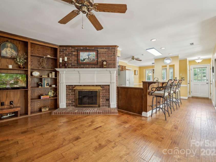 2234 Hamilton Mill Road, Charlotte, NC 28270.  MLS# CAR4261360, YatesRealty ID 32855. 
