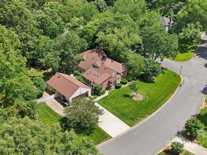 2234 Hamilton Mill Road, Charlotte, NC 28270.  MLS# CAR4261360, YatesRealty ID 32855. 