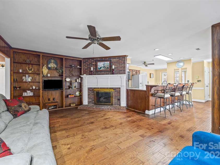 2234 Hamilton Mill Road, Charlotte, NC 28270.  MLS# CAR4328674, YatesRealty ID 32855. 