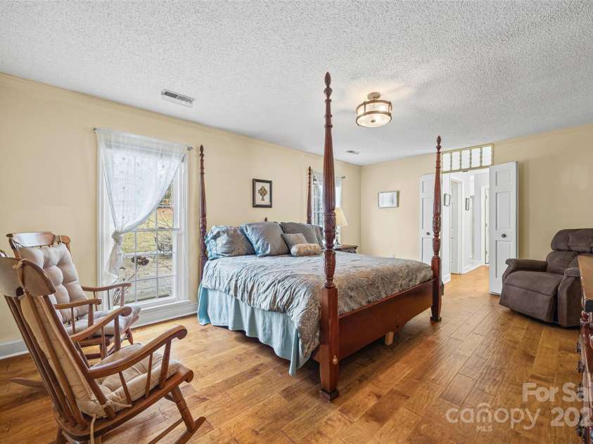 2234 Hamilton Mill Road, Charlotte, NC 28270.  MLS# CAR4328674, YatesRealty ID 32855. 