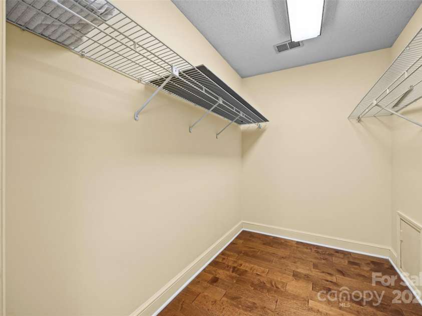 2234 Hamilton Mill Road, Charlotte, NC 28270.  MLS# CAR4328674, YatesRealty ID 32855. 