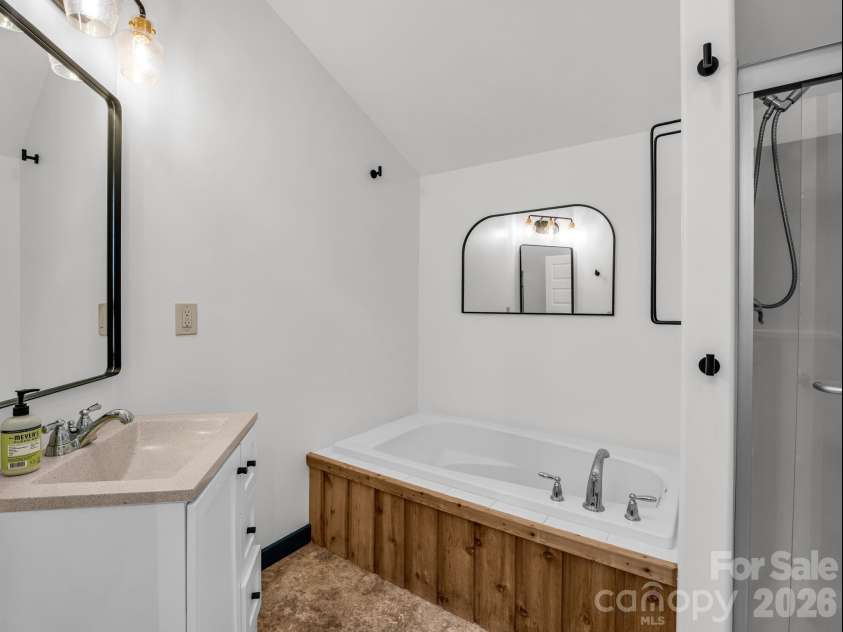701 Azalea Avenue, Black Mountain, NC 28711.  MLS# CAR4384866, YatesRealty ID 32855. 