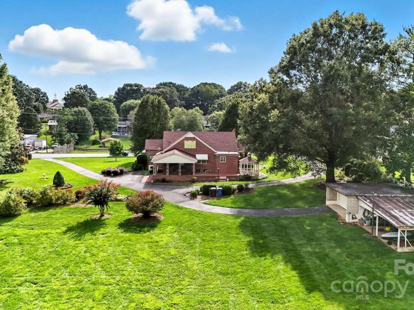 3968 US Hwy 321A Highway, Hudson, NC 28638.  MLS# CAR4286771, YatesRealty ID 32856. 
