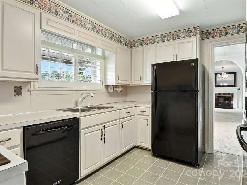 3968 US Hwy 321A Highway, Hudson, NC 28638.  MLS# CAR4286771, YatesRealty ID 32856. 
