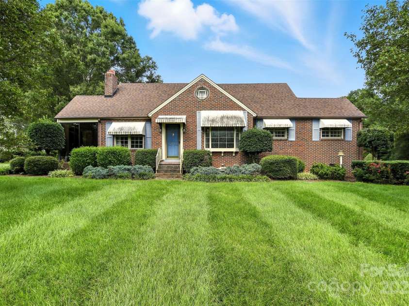 3968 US Hwy 321A Highway, Hudson, NC 28638.  MLS# CAR4286771, YatesRealty ID 32856. 