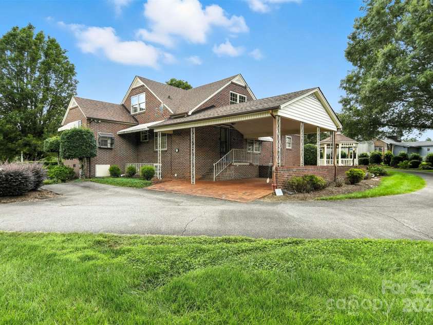 3968 US Hwy 321A Highway, Hudson, NC 28638.  MLS# CAR4286771, YatesRealty ID 32856. 