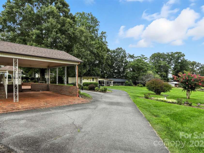 3968 US Hwy 321A Highway, Hudson, NC 28638.  MLS# CAR4286771, YatesRealty ID 32856. 