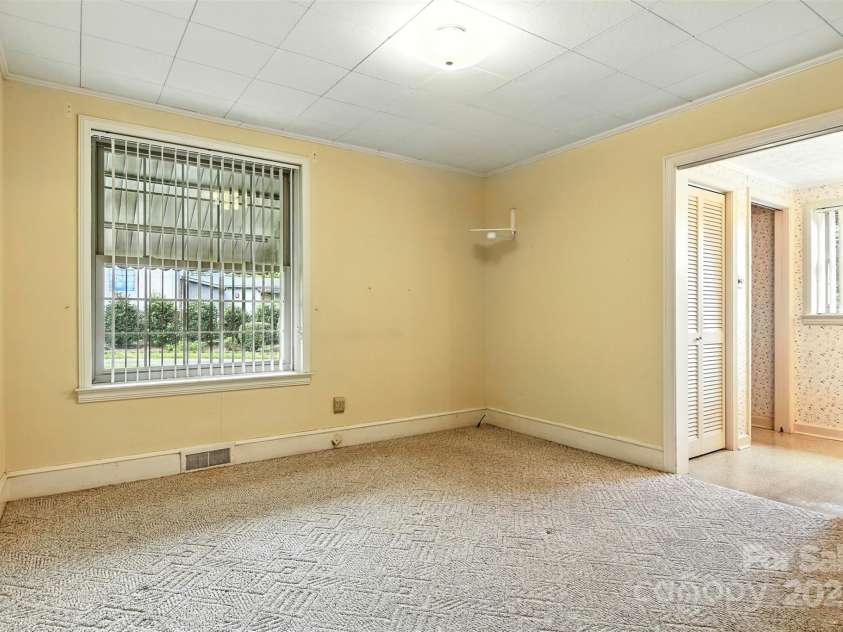 3968 US Hwy 321A Highway, Hudson, NC 28638.  MLS# CAR4324624, YatesRealty ID 32856. 