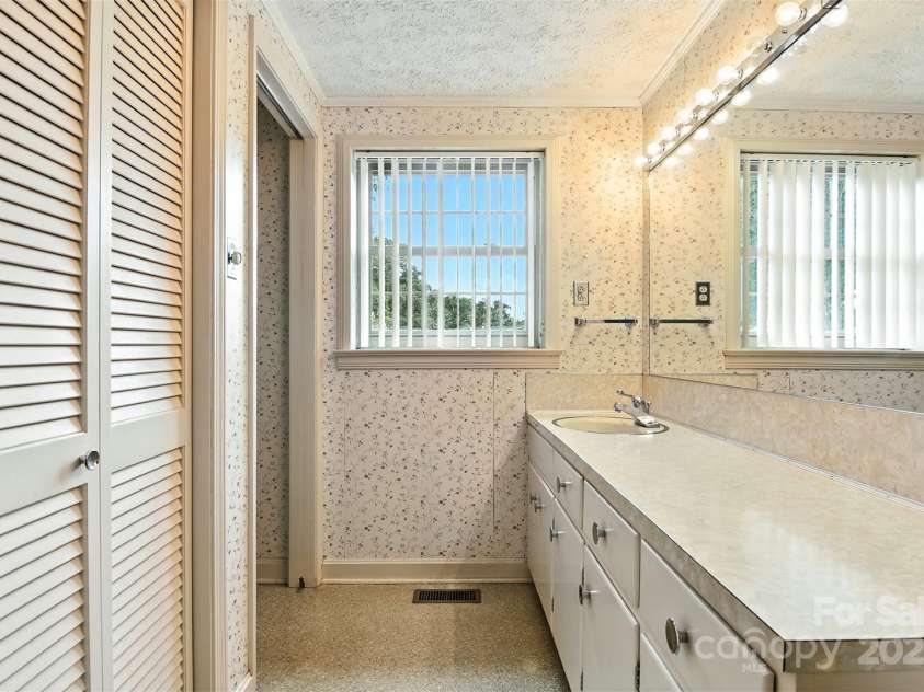 3968 US Hwy 321A Highway, Hudson, NC 28638.  MLS# CAR4324624, YatesRealty ID 32856. 