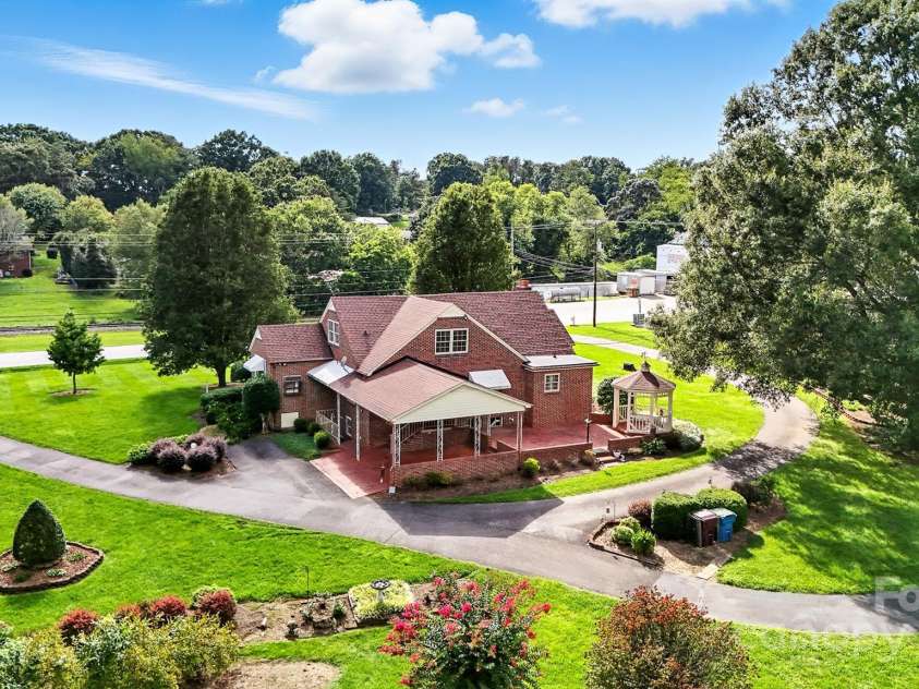 3968 US Hwy 321A Highway, Hudson, NC 28638.  MLS# CAR4324624, YatesRealty ID 32856. 