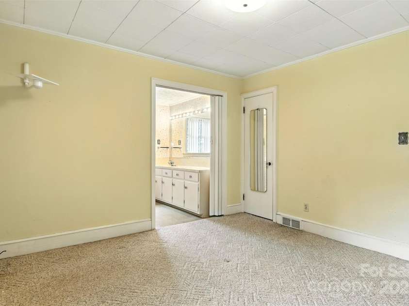 3968 US Hwy 321A Highway, Hudson, NC 28638.  MLS# CAR4324624, YatesRealty ID 32856. 